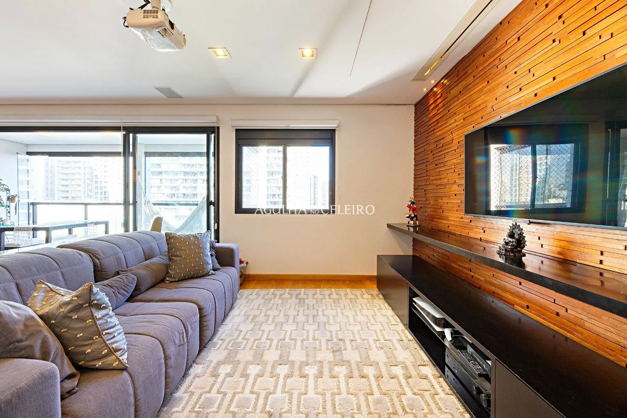 Apartamento reformado à venda na Vila Nova Conceição – 19544 - _RAF0457