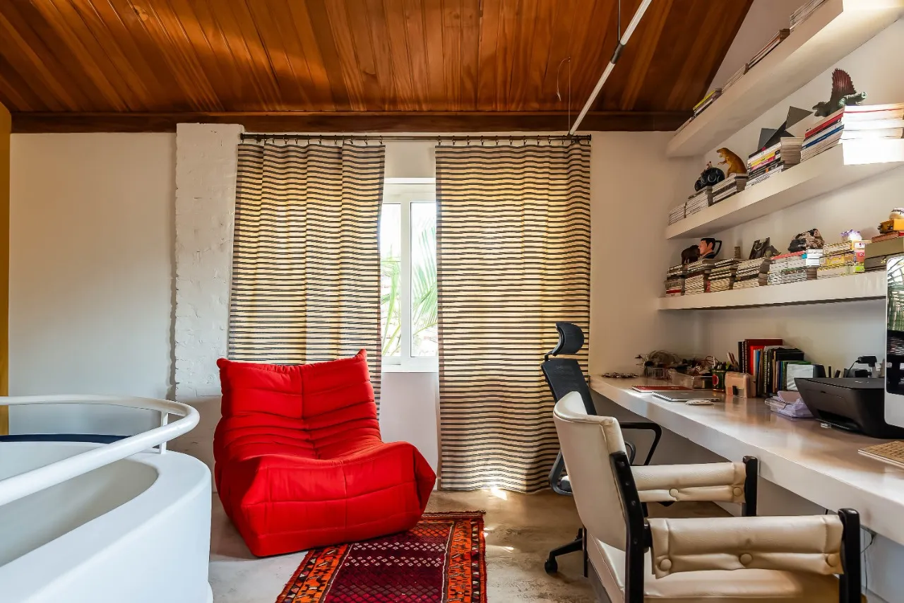 Casa de Vila com astral único, reforma descolada e com muita personalidade, no melhor da Vila Madalena. – 19574