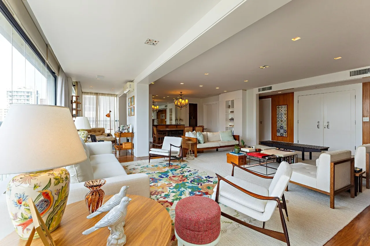 Apartamento com varanda envidraçada e lazer completo próximo ao Parque Ibirapuera – 19605