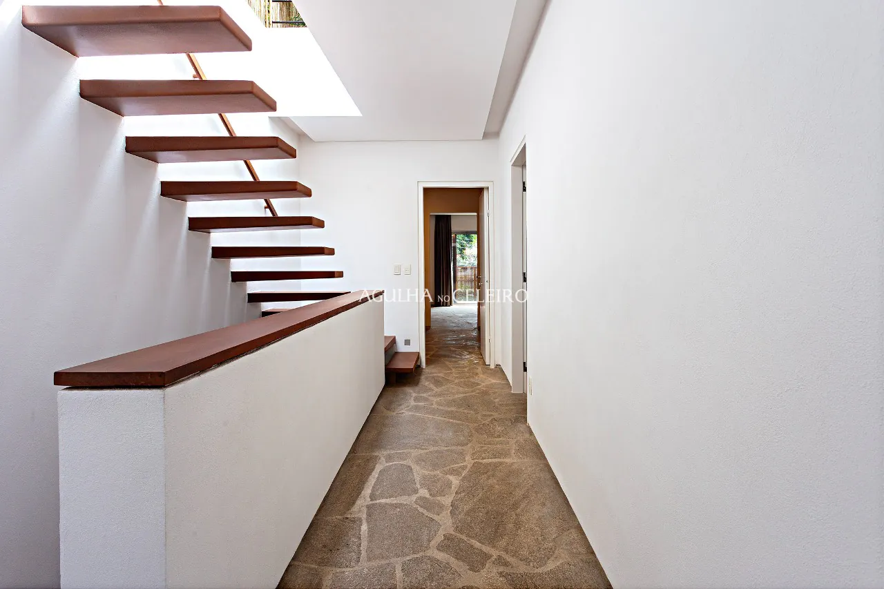 Casa encantadora pertinho do Iguatemi e Clube Pinheiros à venda no Jardim Paulistano. – 9533