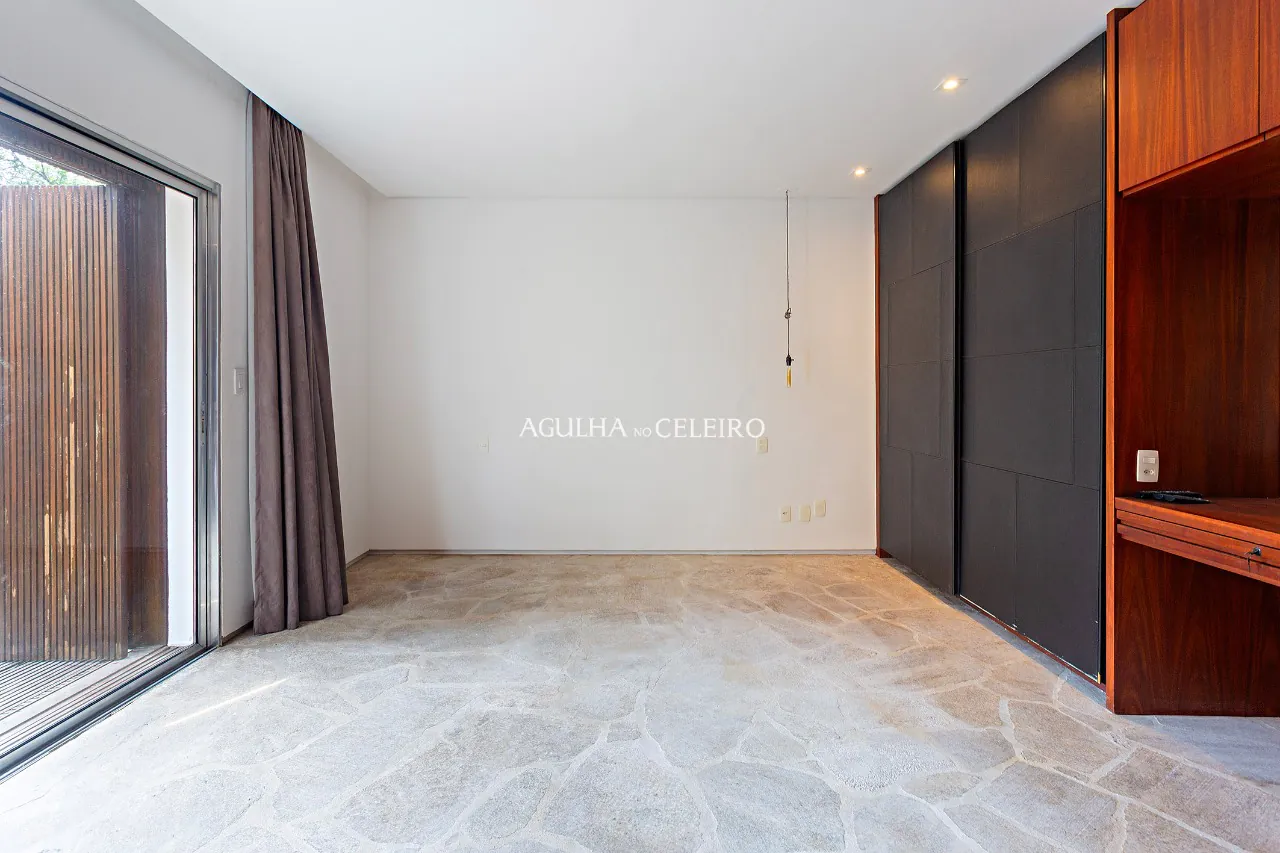 Casa encantadora pertinho do Iguatemi e Clube Pinheiros à venda no Jardim Paulistano. – 9533