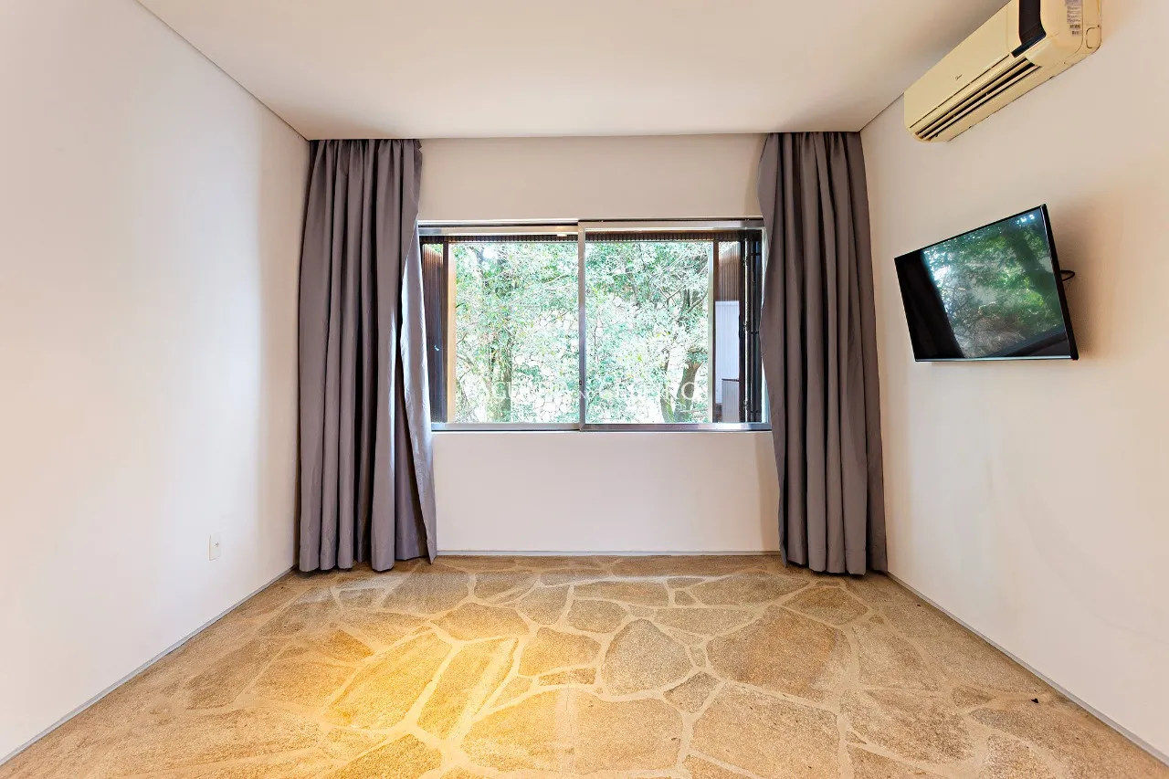 Casa encantadora pertinho do Iguatemi e Clube Pinheiros à venda no Jardim Paulistano. – 9533