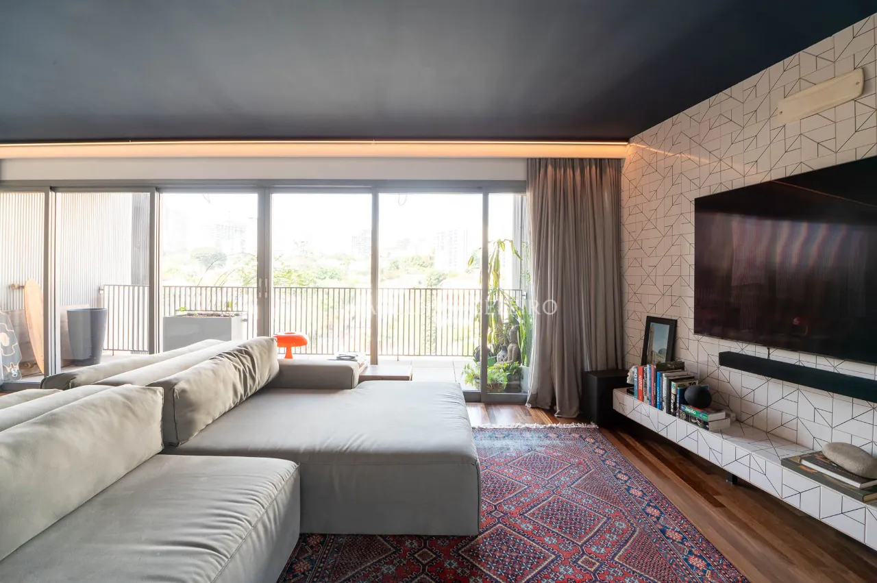 Já é um Clássico: o melhor da Zarvos, na Vila Madalena – AP2338