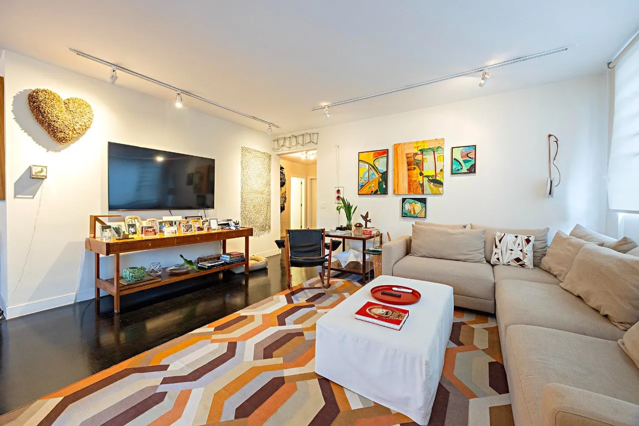 Apartamento reformado próximo ao Parque Ibirapuera – AP5673