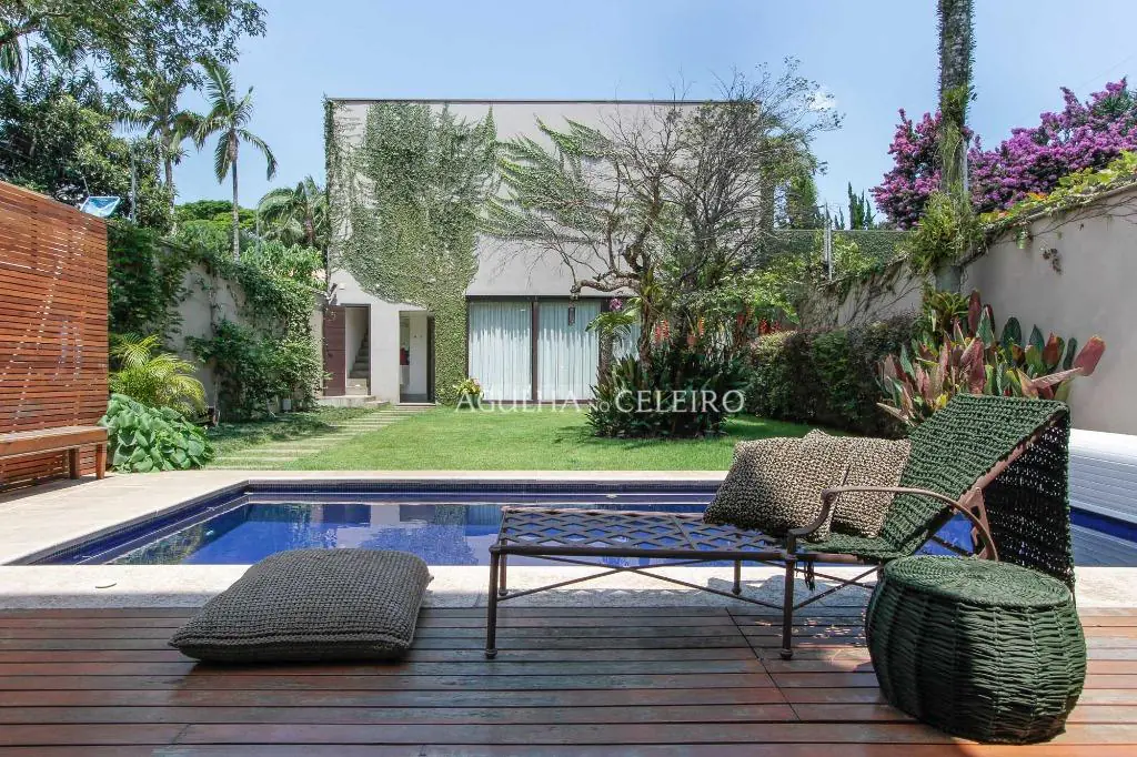 Casa moderna fantástica para venda no Jardim América. – CA0418