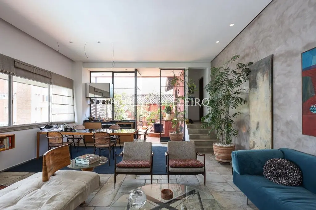 Cobertura única no Itaim Bibi para venda. – CO0704