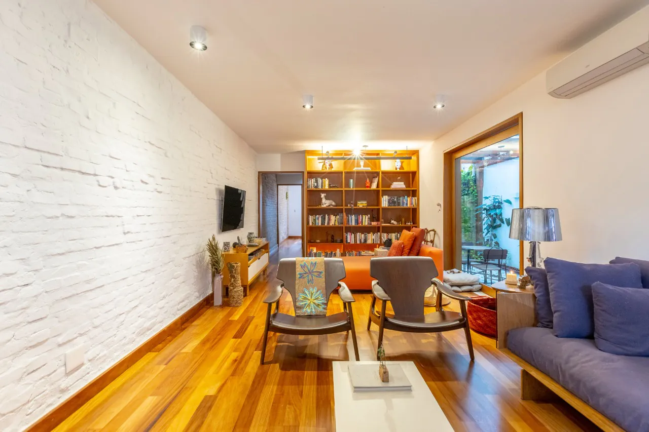 Casa de Vila charmosa à venda no Jardim Paulista. – VL0081