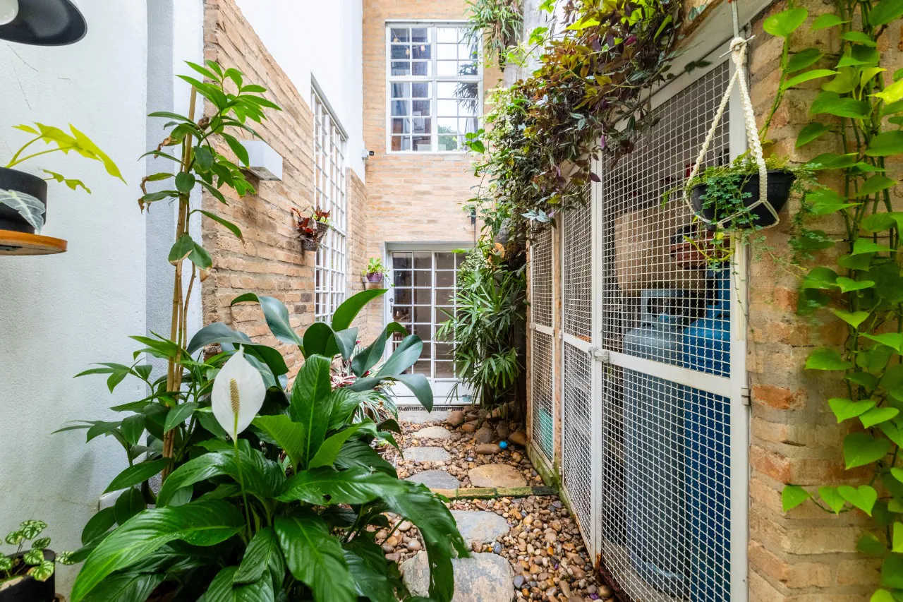 Casa de Vila charmosa à venda no Jardim Paulista. – VL0081