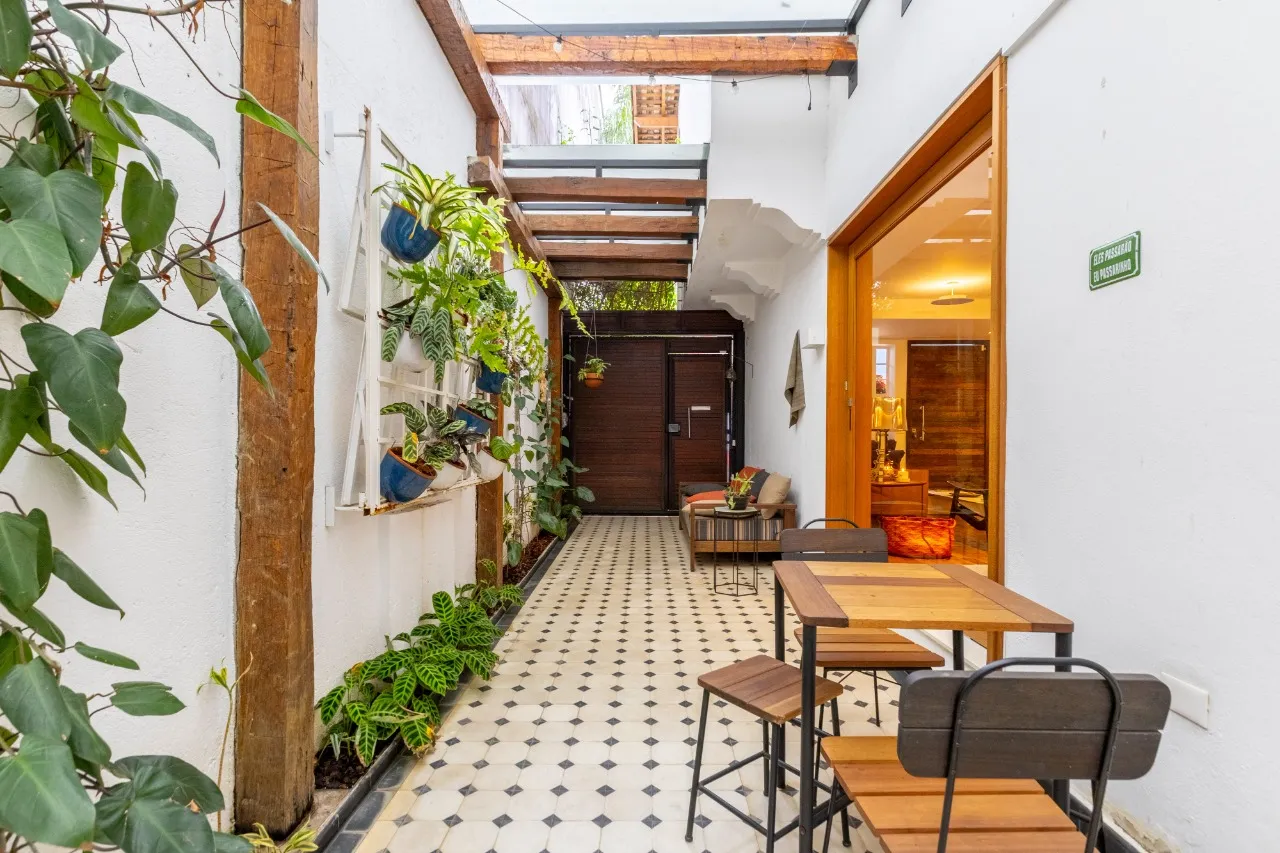 Casa de Vila charmosa à venda no Jardim Paulista. – VL0081