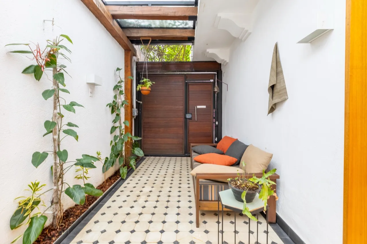 Casa de Vila charmosa à venda no Jardim Paulista. – VL0081