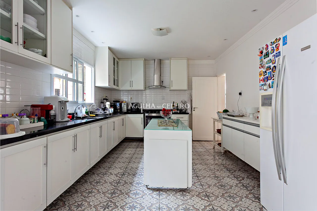 casa-charmosa-com-estilo-europeu-no-jardim-paulista-19608-9