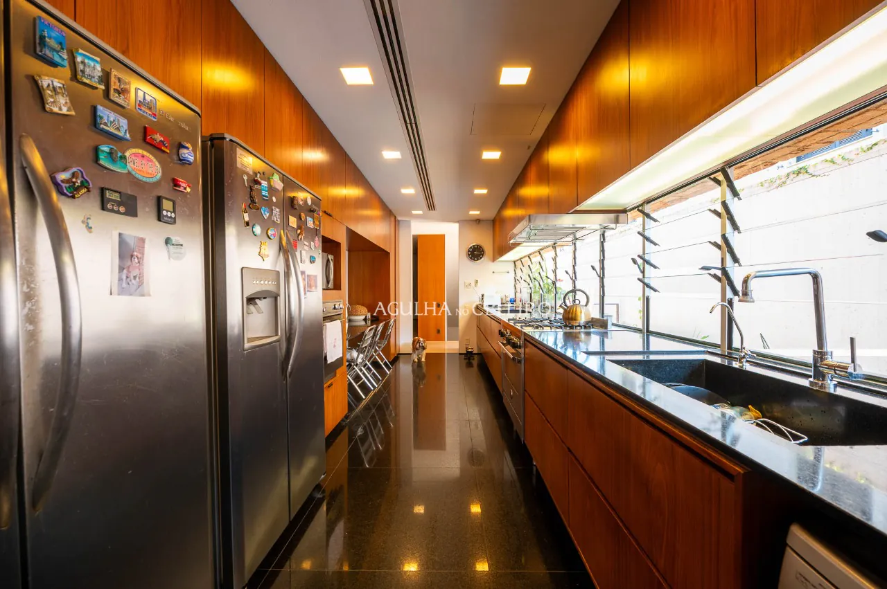 casa-exclusiva-e-unica-a-venda-no-jardim-paulista-19690-9