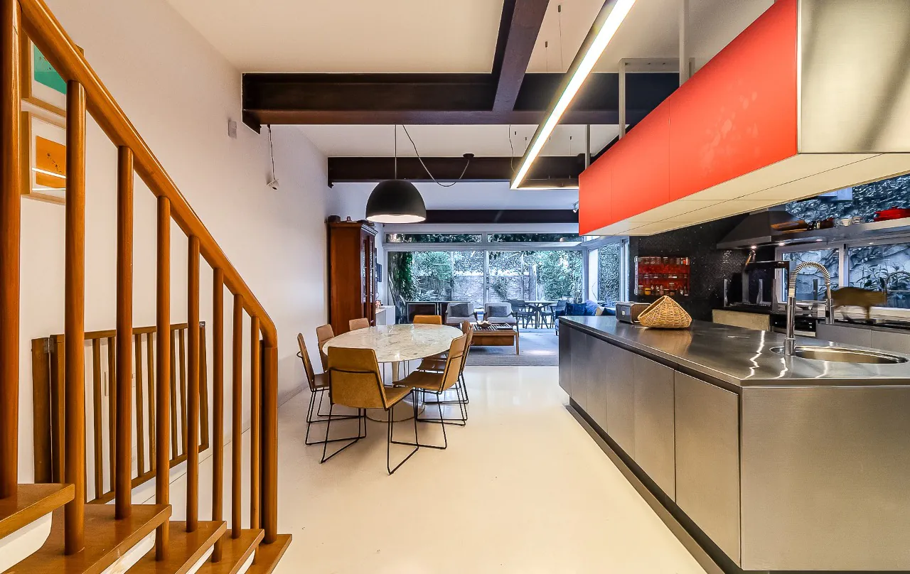 casa-moderna-e-descolada-com-planta-espacosa-e-otima-area-externa-na-vila-nova-conceicao-19902-11