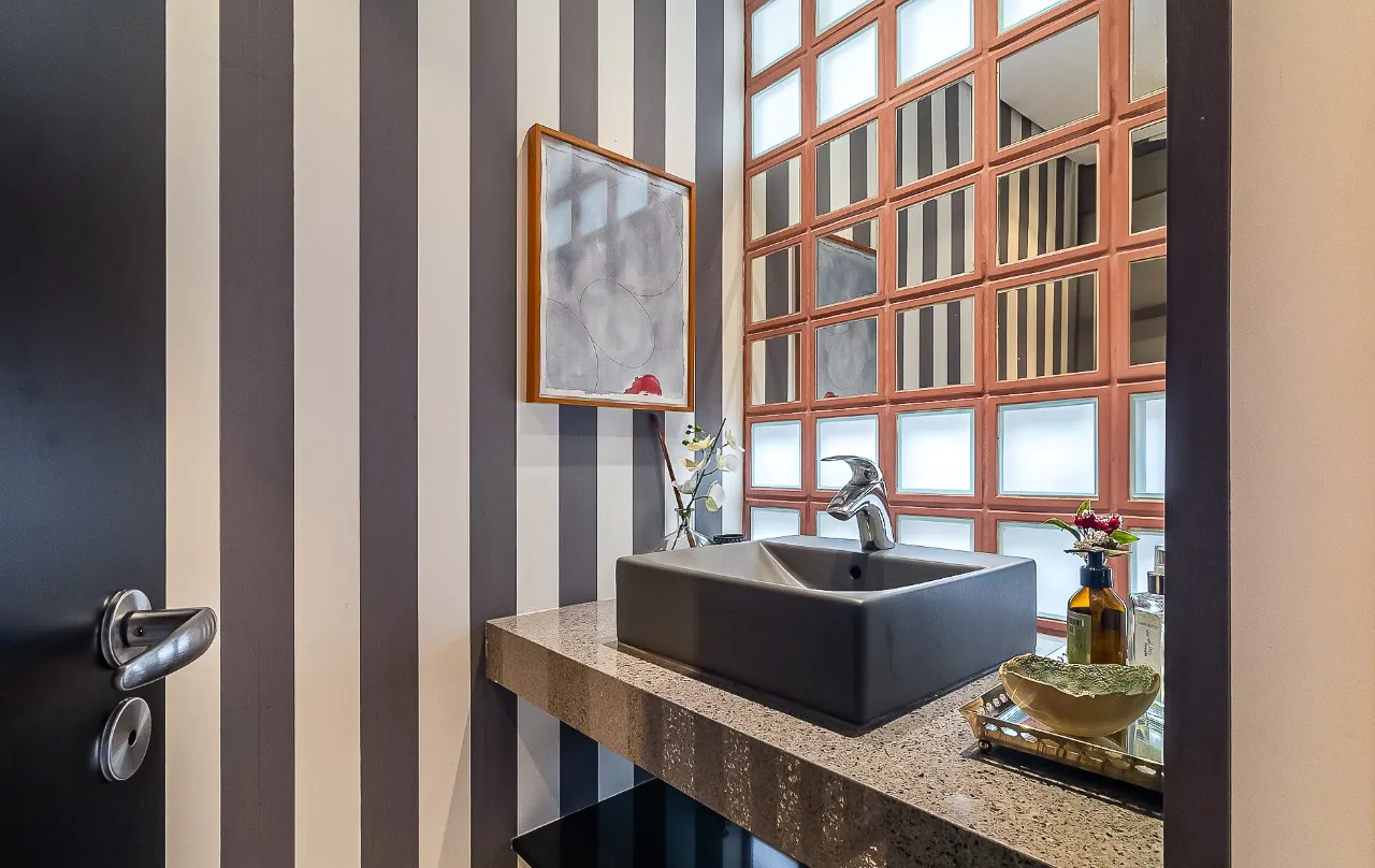 casa-moderna-e-descolada-com-planta-espacosa-e-otima-area-externa-na-vila-nova-conceicao-19902-8