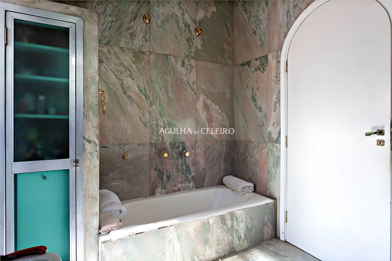 casa-terrea-ampla-com-estilo-classico-18685-14