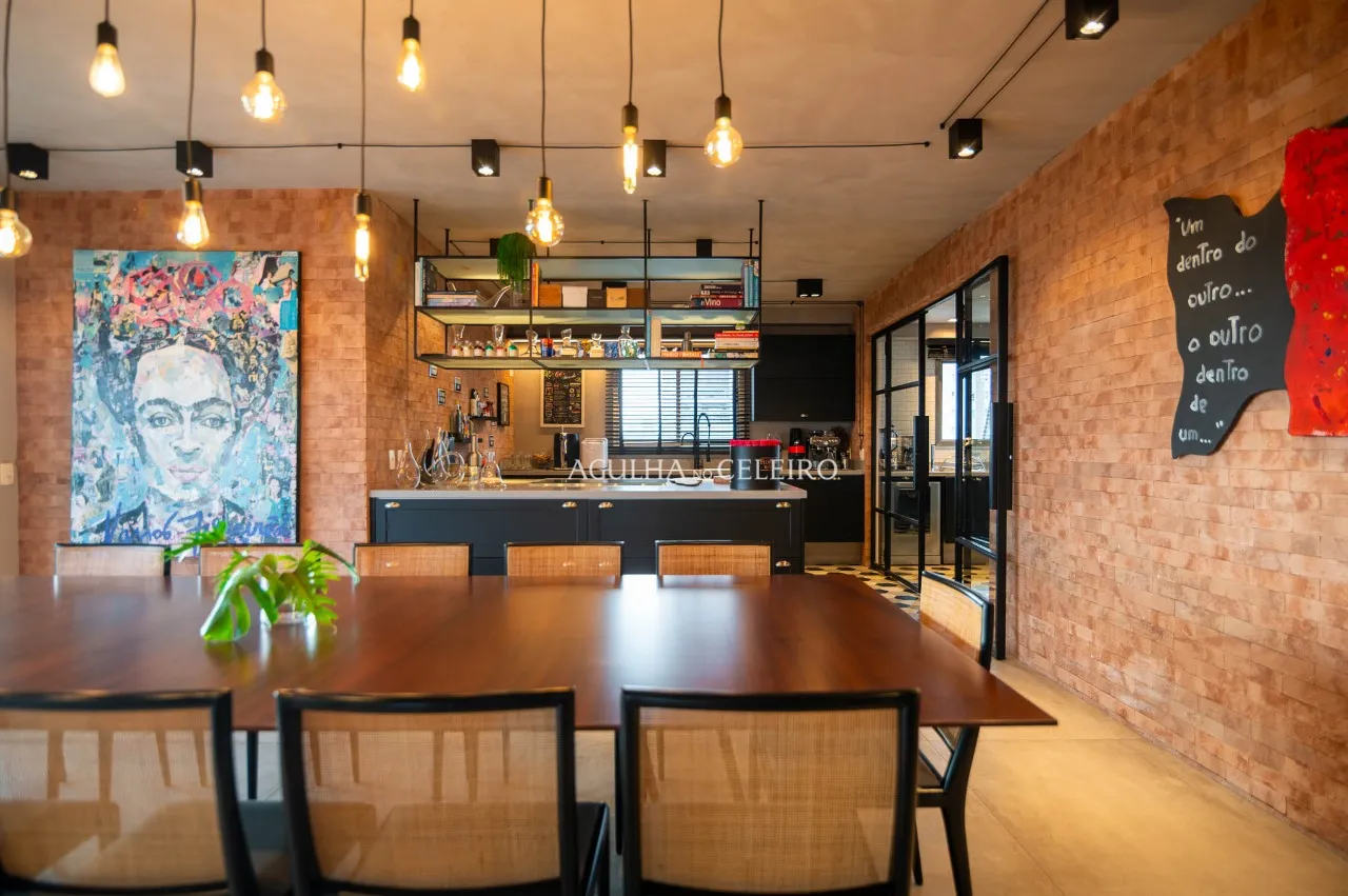 Apartamento maravilhoso com a maior varanda do bairro à venda no Campo Belo. – 18899