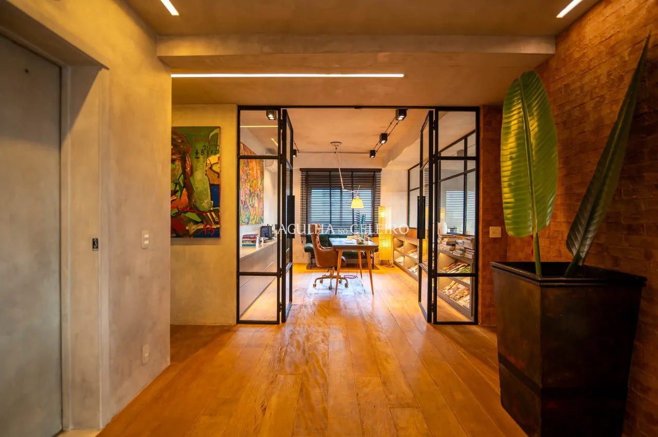 Apartamento maravilhoso com a maior varanda do bairro à venda no Campo Belo. – 18899