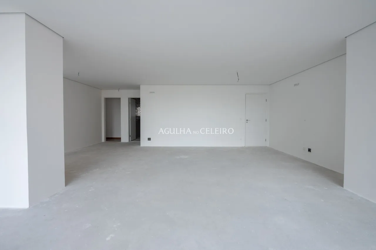 Apartamento com varanda integrada no Jardim América – 18915