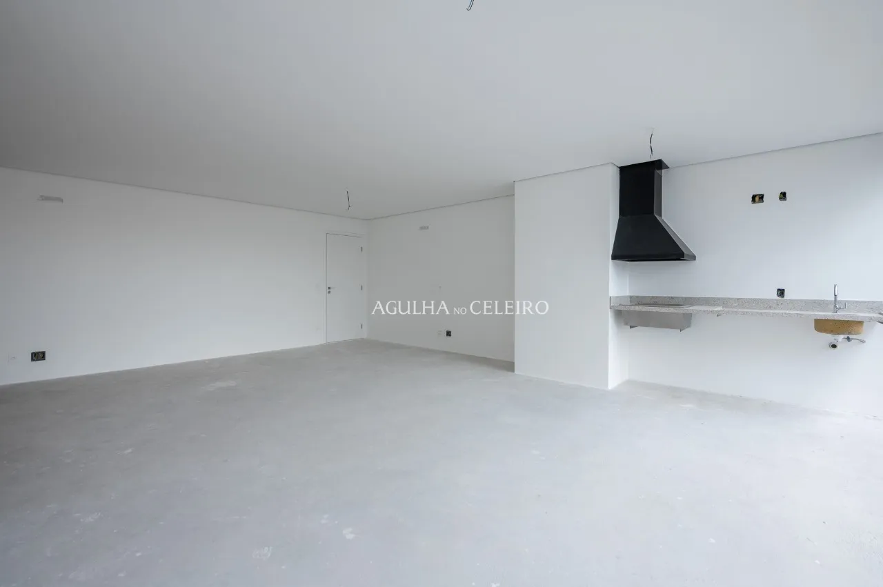 Apartamento com varanda integrada no Jardim América – 18915