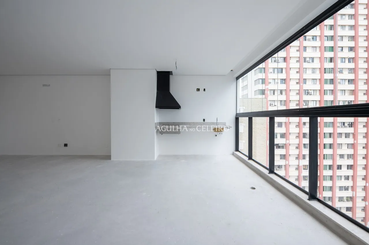 Apartamento com varanda integrada no Jardim América – 18915