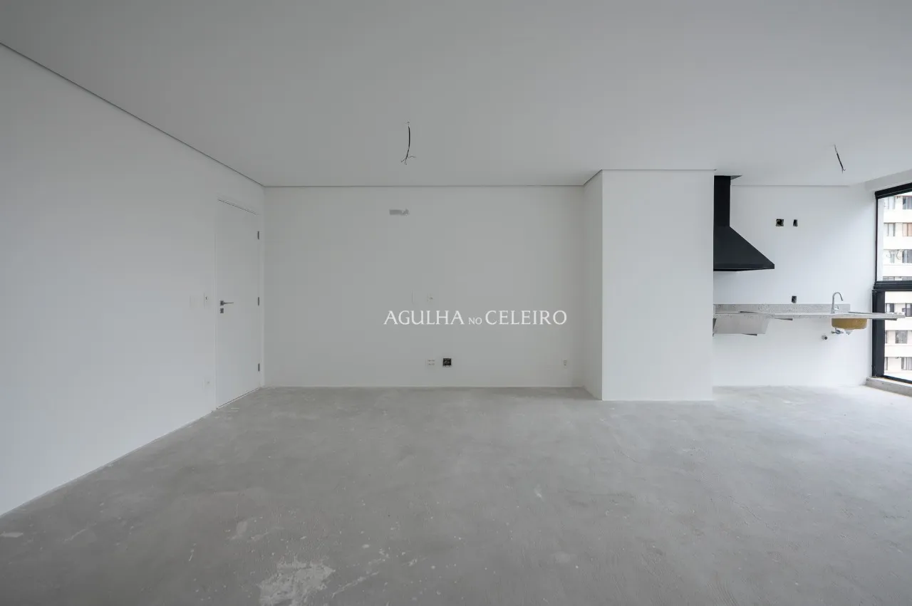 Apartamento com varanda integrada no Jardim América – 18915