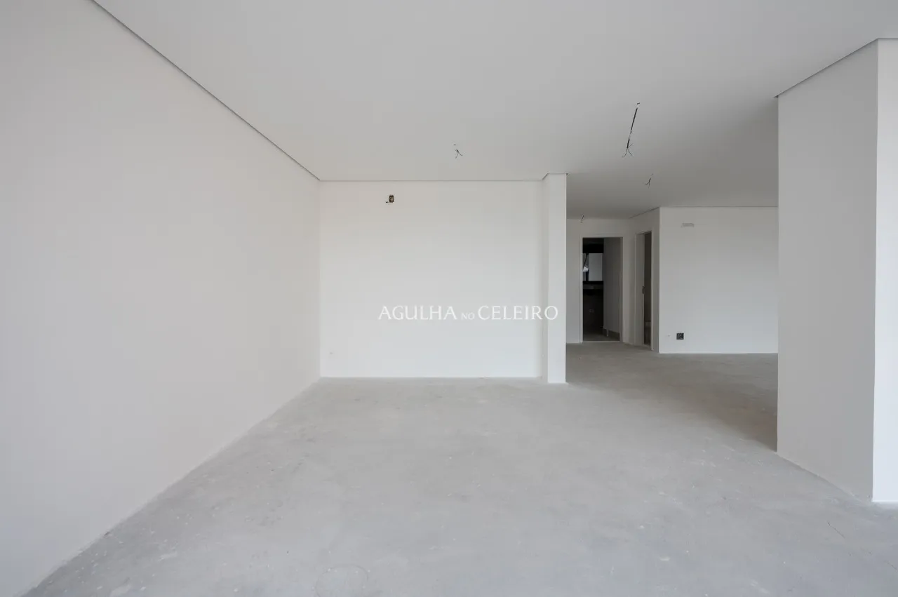 Apartamento com varanda integrada no Jardim América – 18915