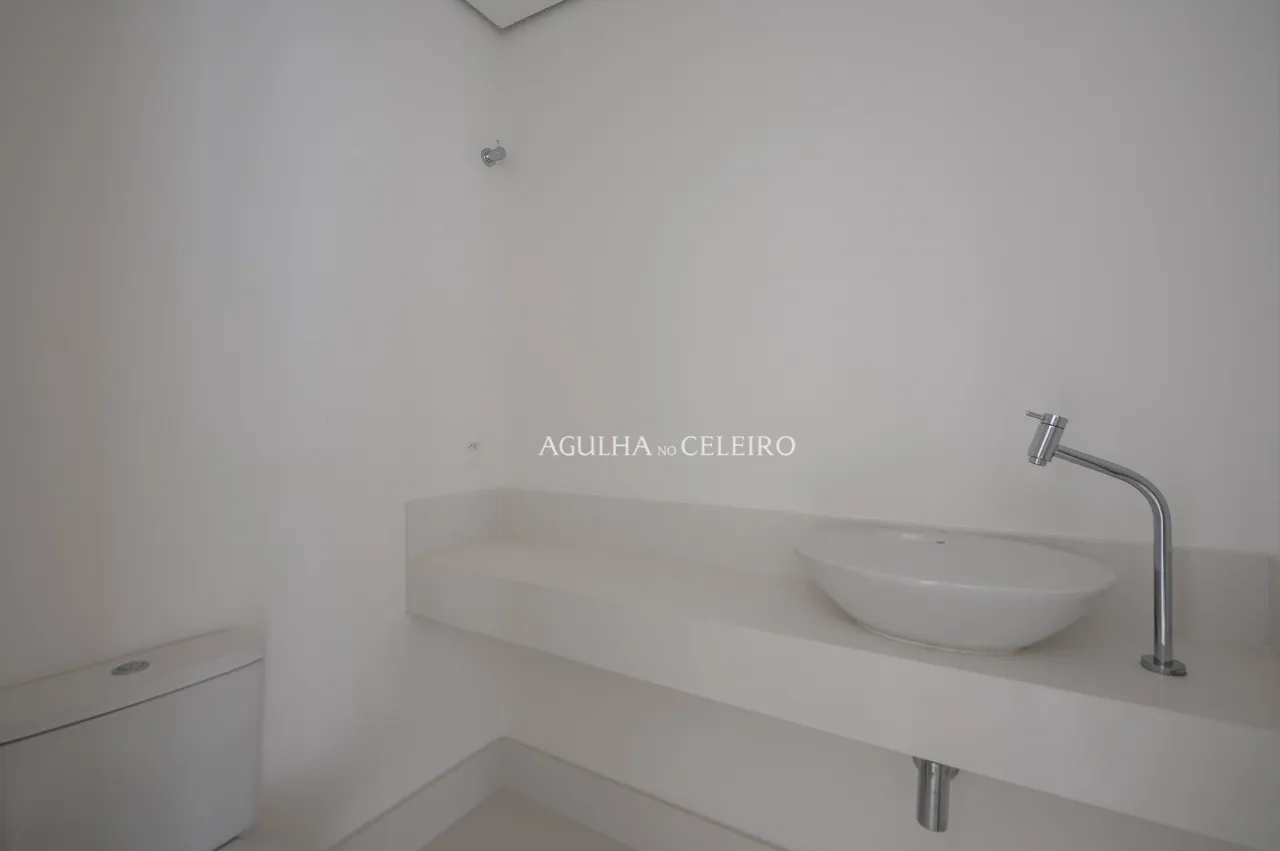 Apartamento com varanda integrada no Jardim América – 18915