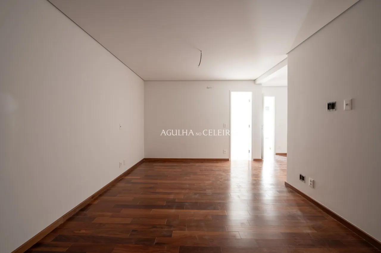 Apartamento com varanda integrada no Jardim América – 18915