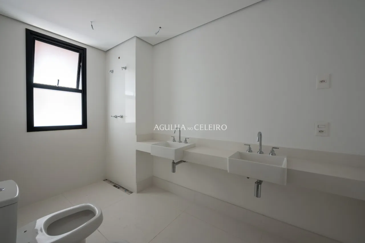 Apartamento com varanda integrada no Jardim América – 18915