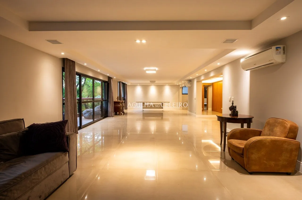 Prédio com lazer de clube a poucos passos dos melhores clubes da cidade. – 19035