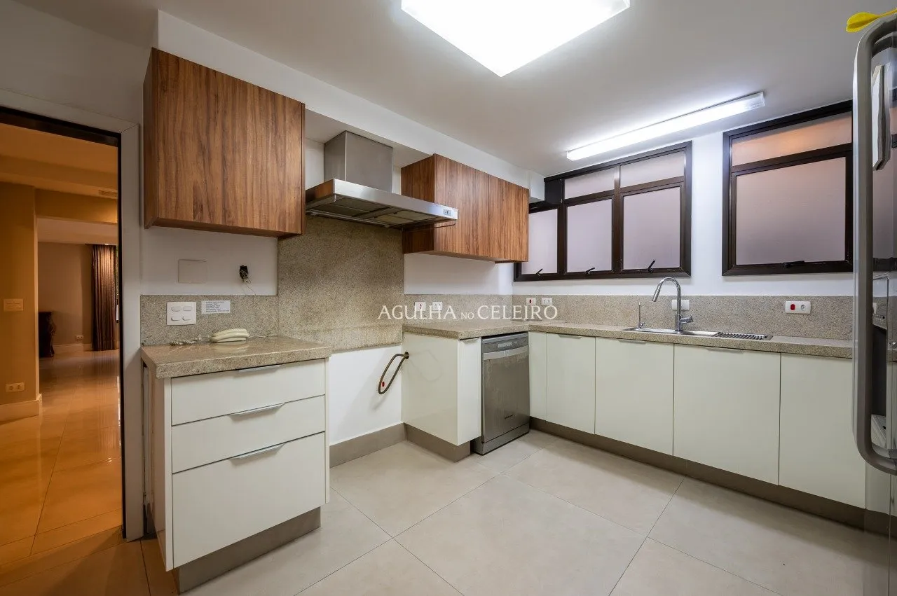 Prédio com lazer de clube a poucos passos dos melhores clubes da cidade. – 19035