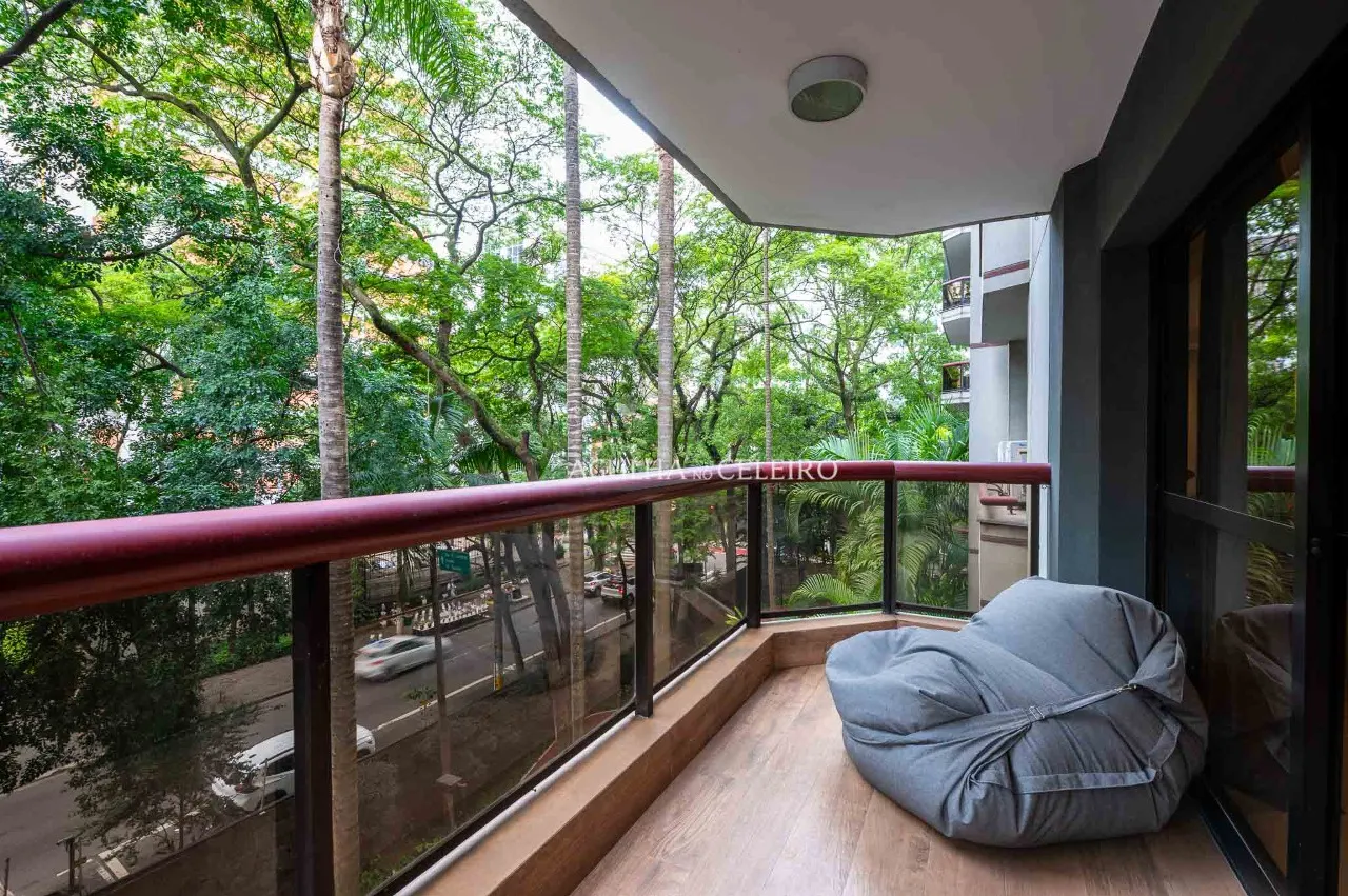 Prédio com lazer de clube a poucos passos dos melhores clubes da cidade. – 19035