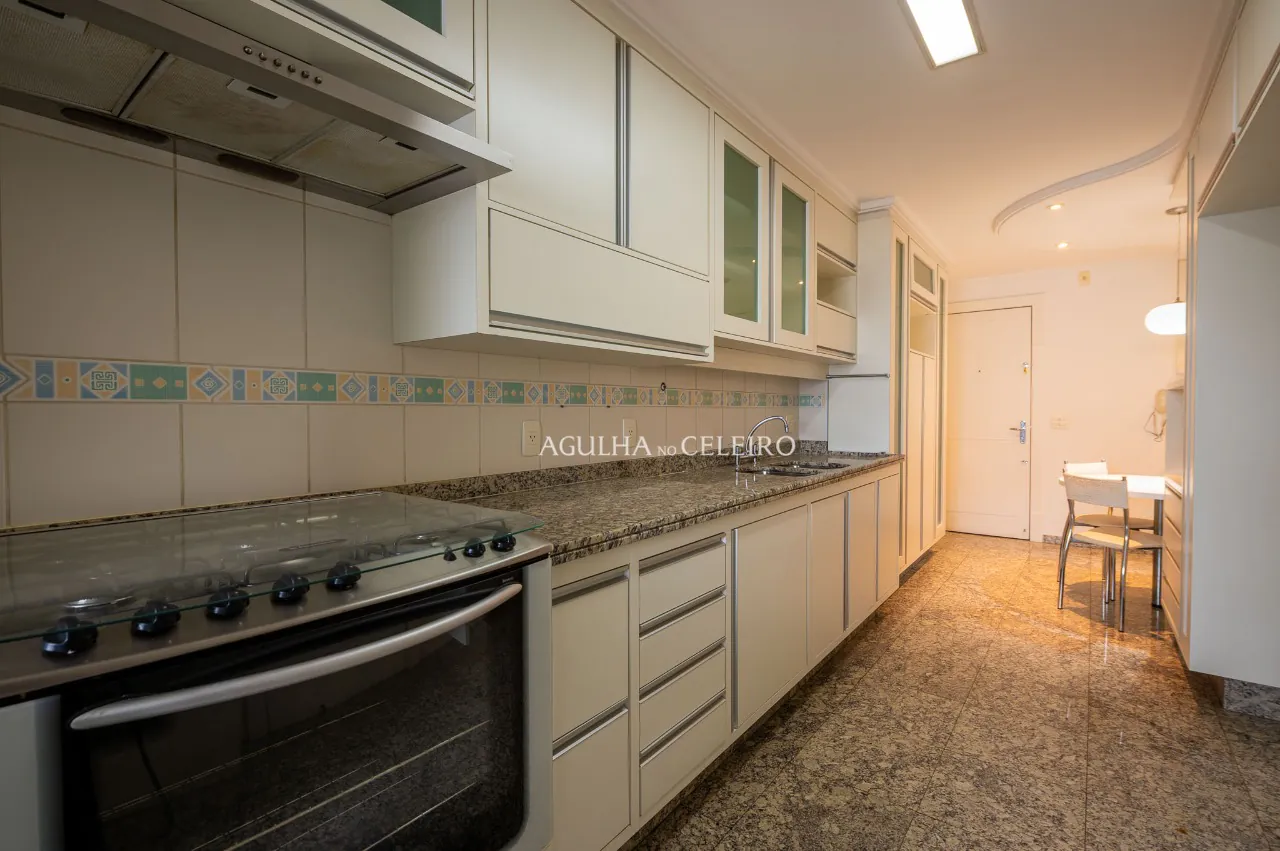 Apartamento espaçoso e com muita luz natural à venda no Paraíso – 19427