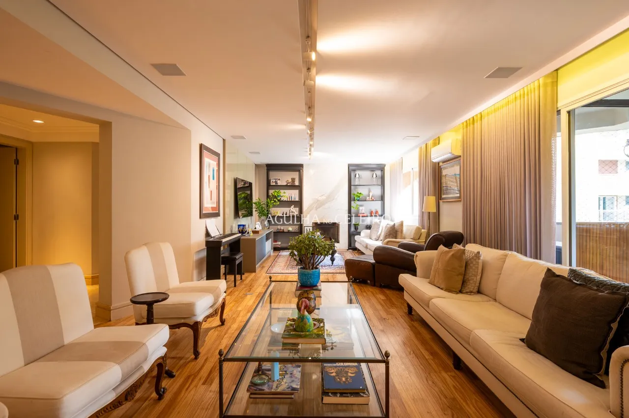 Apartamento maravilhoso em rua tranquila e arborizada no Itaim Bibi. – 19497