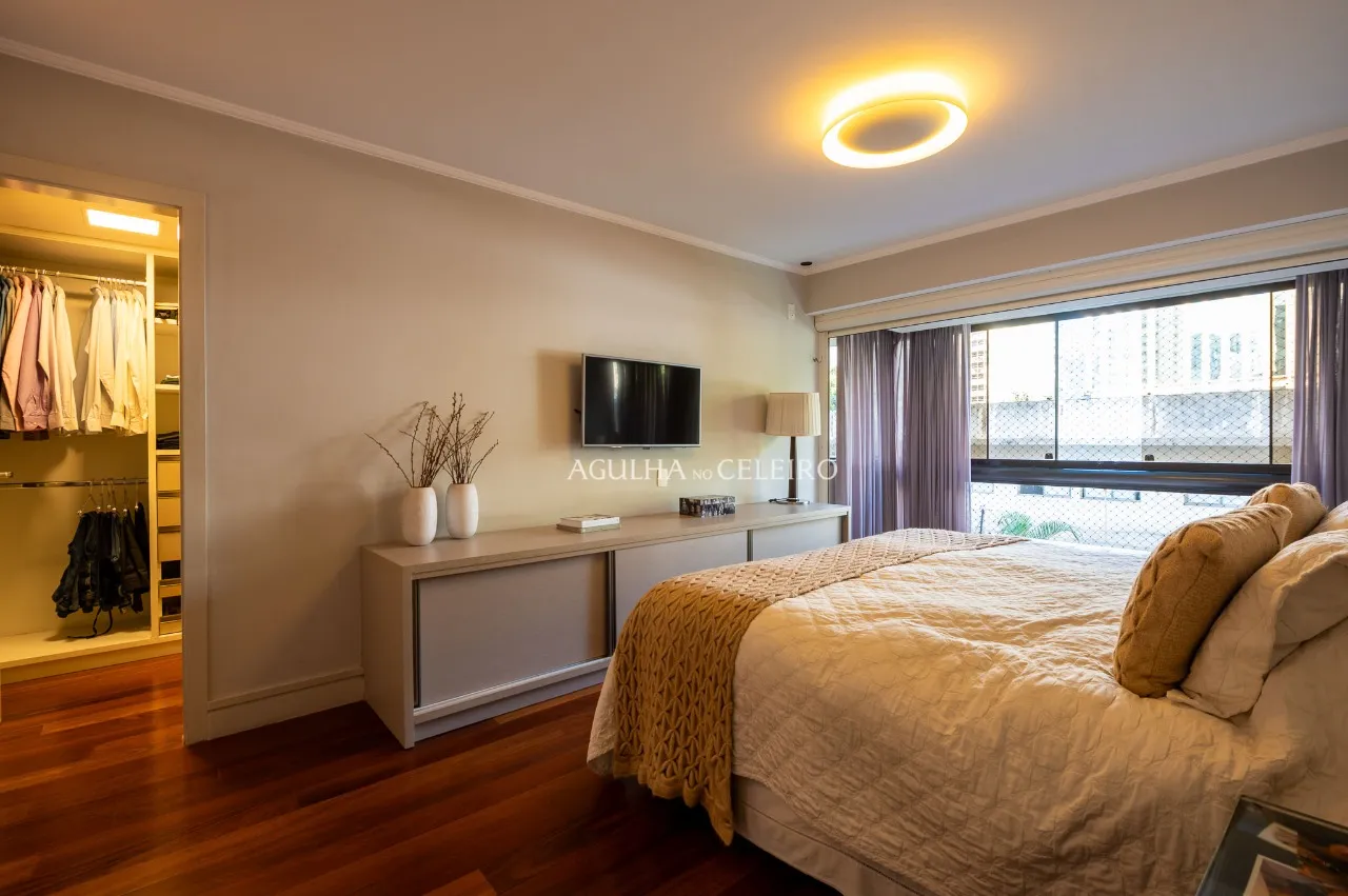 Apartamento maravilhoso em rua tranquila e arborizada no Itaim Bibi. – 19497