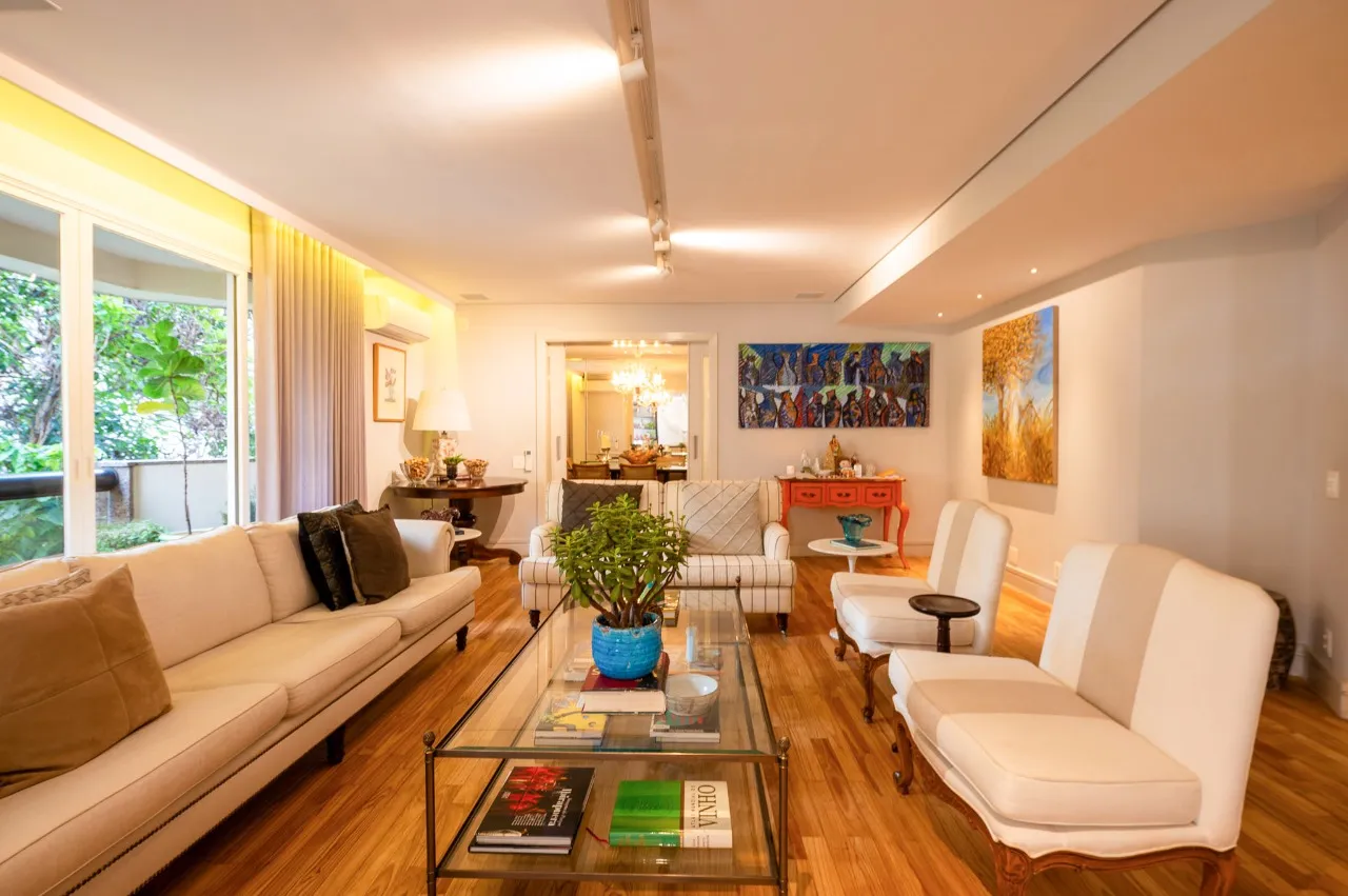 Apartamento maravilhoso em rua tranquila e arborizada no Itaim Bibi. – 19497