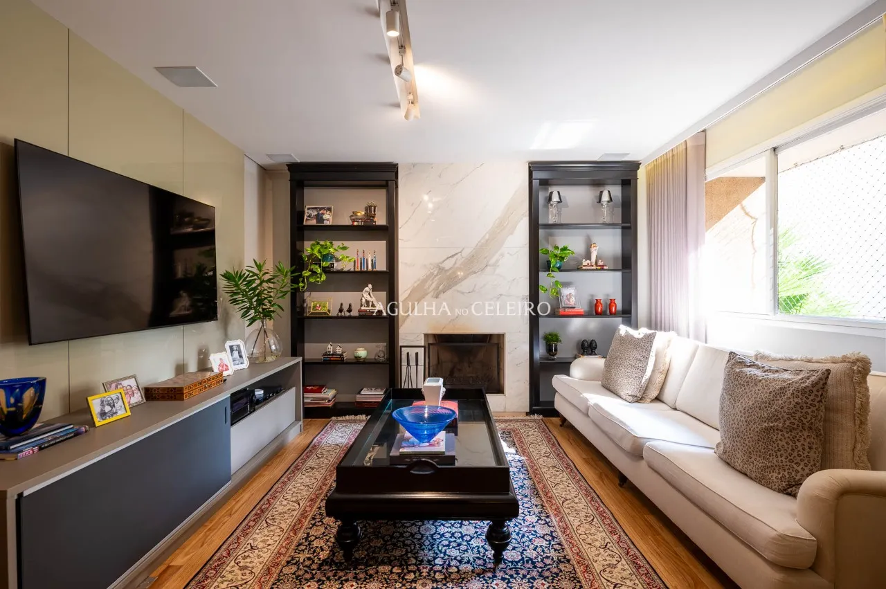 Apartamento maravilhoso em rua tranquila e arborizada no Itaim Bibi. – 19497