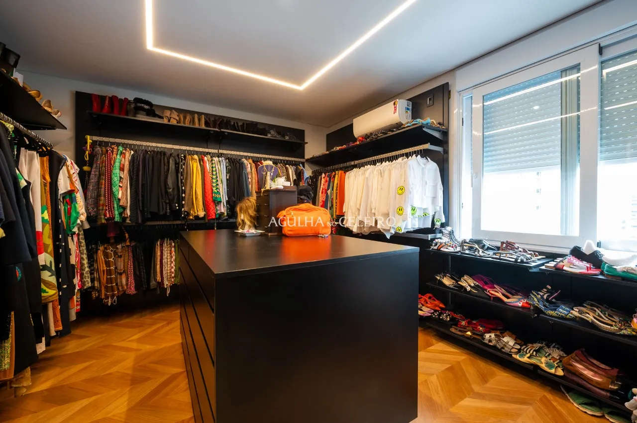 Apartamneto com reforma impecável na parte plana do Jardim América – 19590