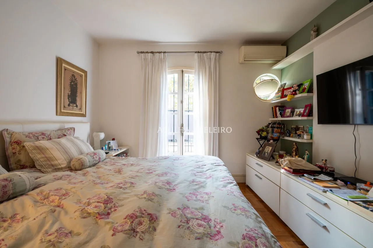 Casa exclusiva à venda no Jardim Europa – 19623