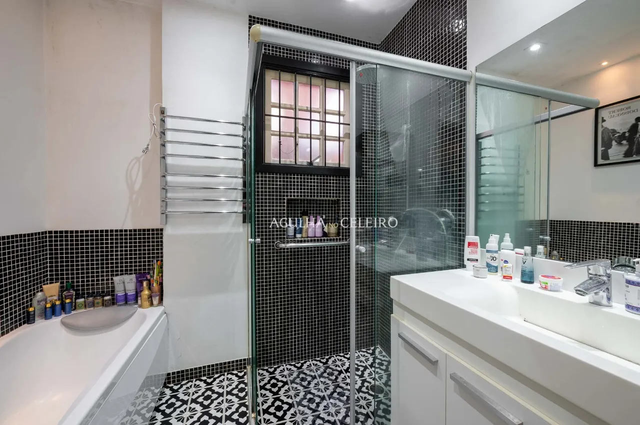 Casa exclusiva à venda no Jardim Europa – 19623