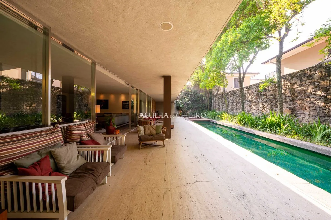 Casa exclusiva e única à venda no Jardim Paulista. – 19690 - imovel-40051-24
