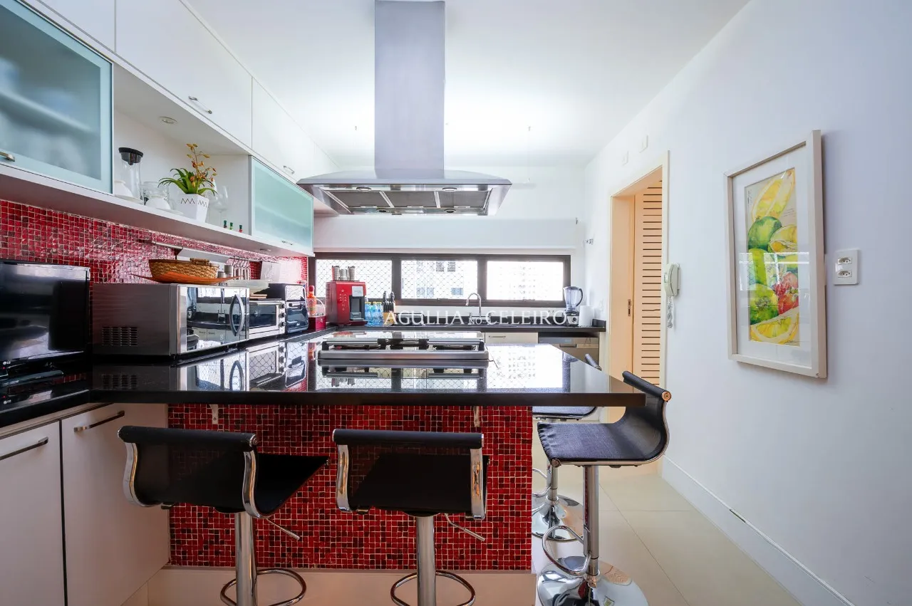 Apartamento com 3 quartos, à venda na Vila Nova Conceição. – 19739