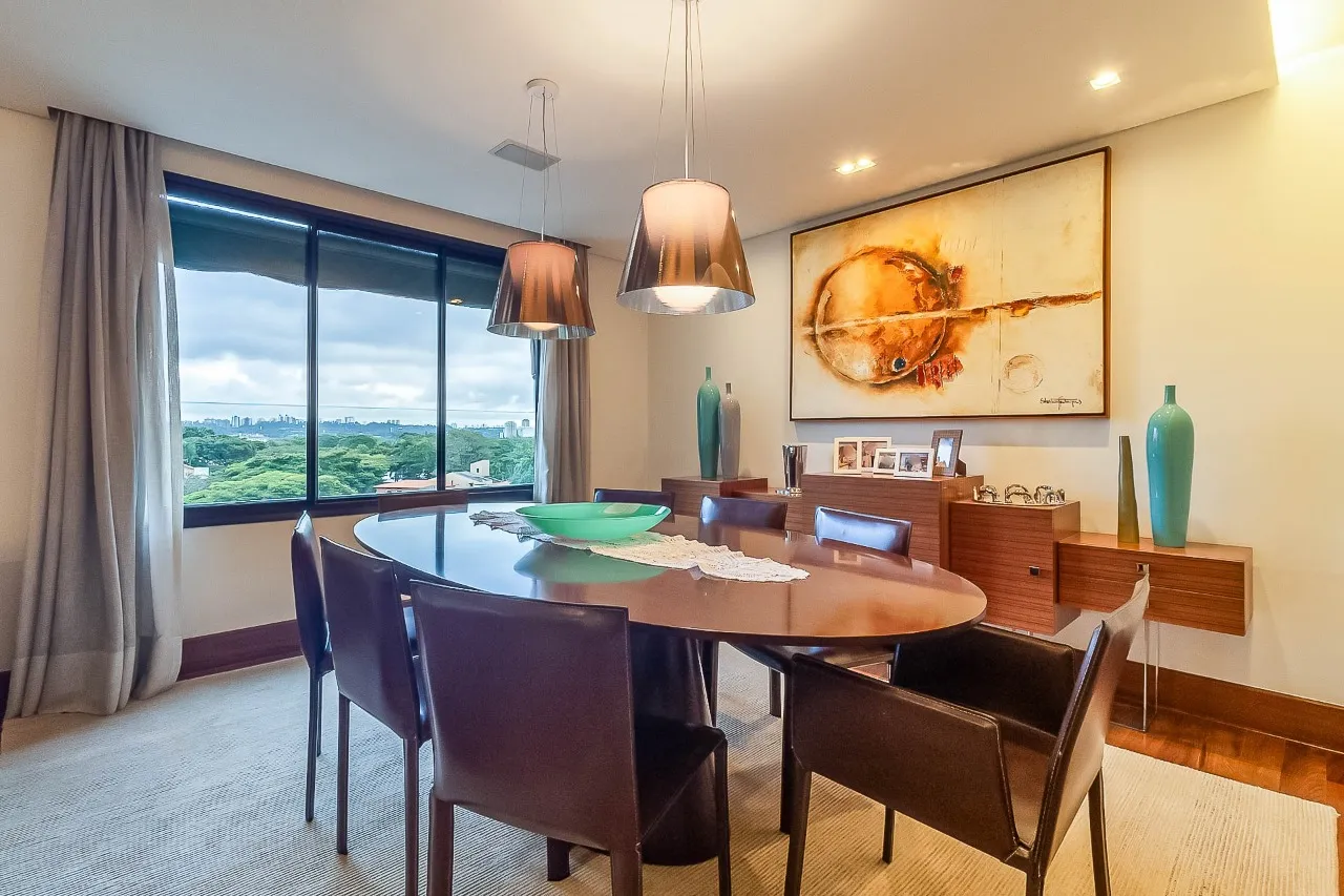 Apartamento com excelentes acabamentos e varanda com uma vista maravilhosa, no Alto de Pinheiros. – 19751