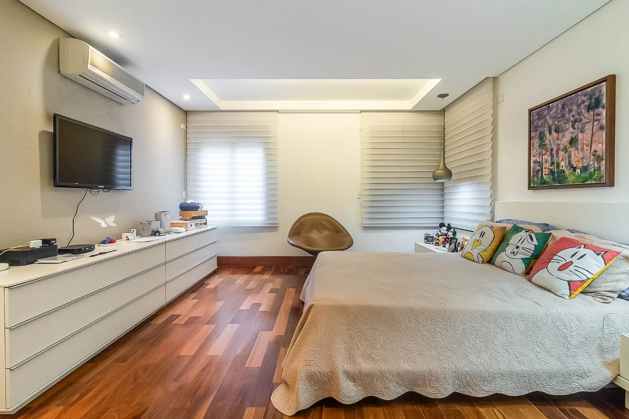 Apartamento com excelentes acabamentos e varanda com uma vista maravilhosa, no Alto de Pinheiros. – 19751