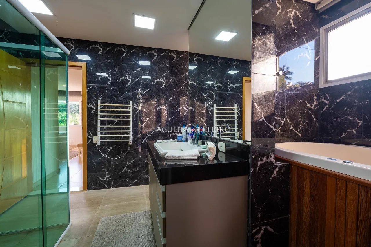 Casa com vista para o verde à venda no Jardim Guedala – 19801