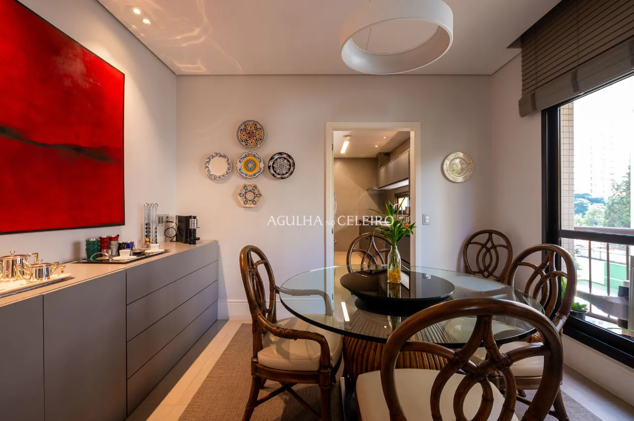 Apartamento impecável à venda em Moema Pássaros. – 19818