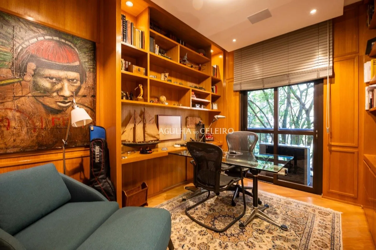 Apartamento impecável à venda em Moema Pássaros. – 19818