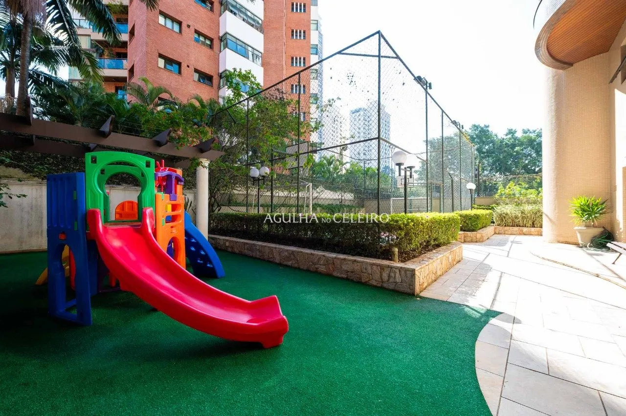 Apartamento impecável à venda em Moema Pássaros. – 19818