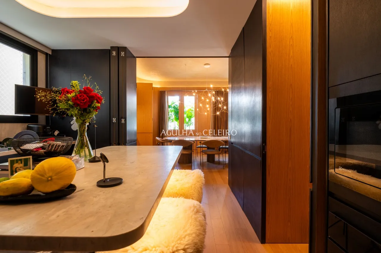 Apartamento com reforma sofisticada em prédio cobiçado no Jardim América – 19829