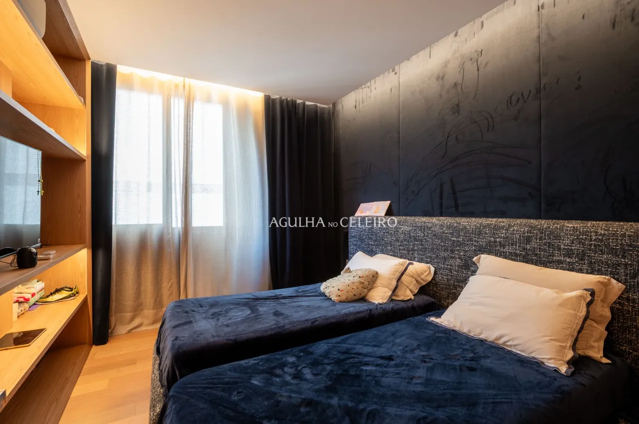 Apartamento com reforma sofisticada em prédio cobiçado no Jardim América – 19829